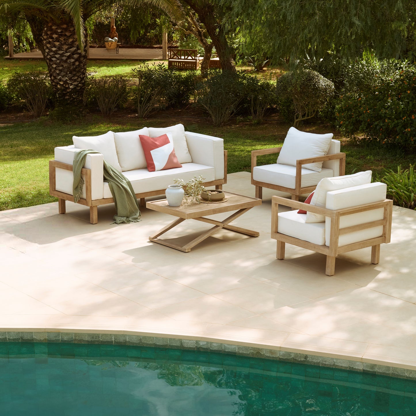 Akira 5 Seater Wooden Garden Set with Coffee Table