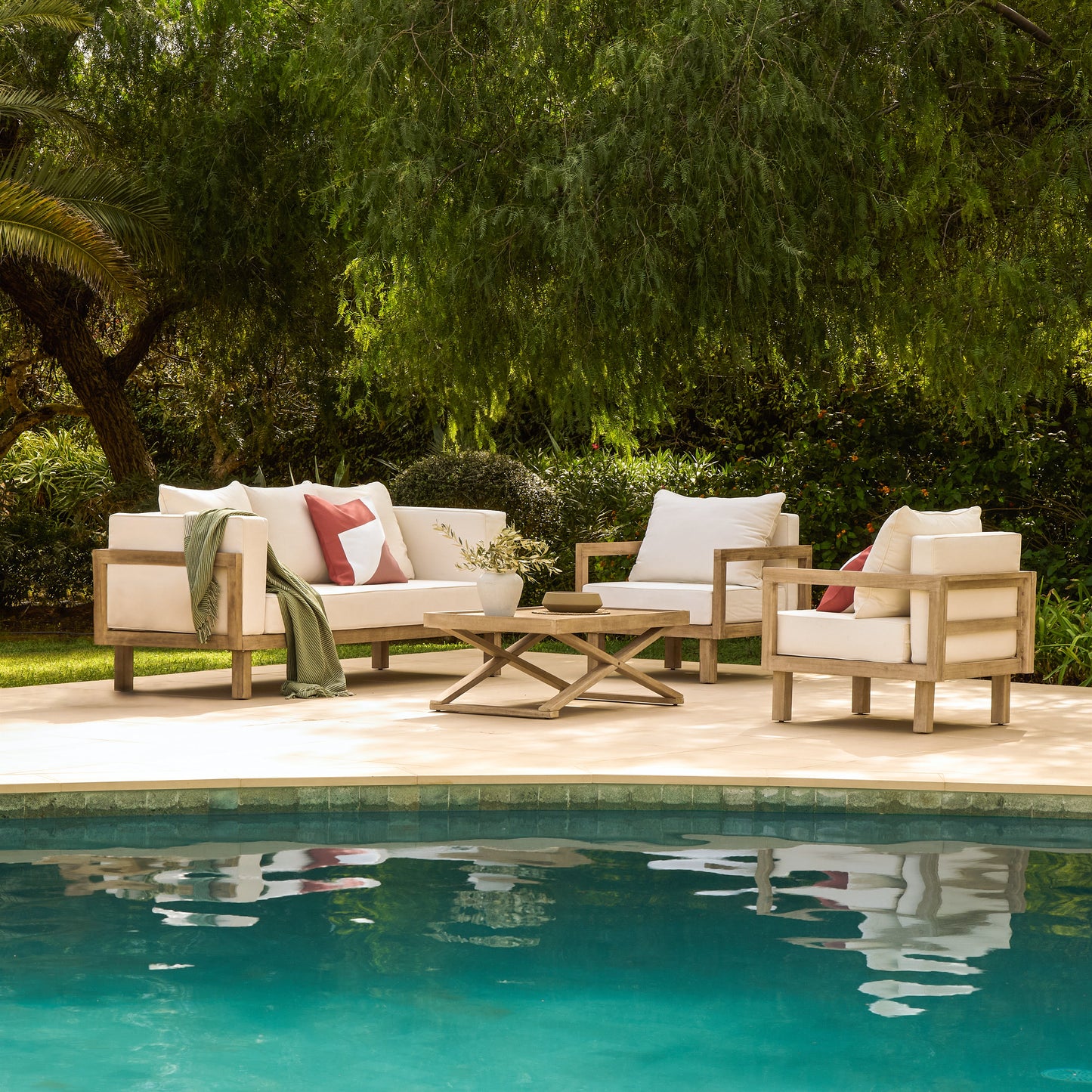 Akira 5 Seater Wooden Garden Set with Coffee Table