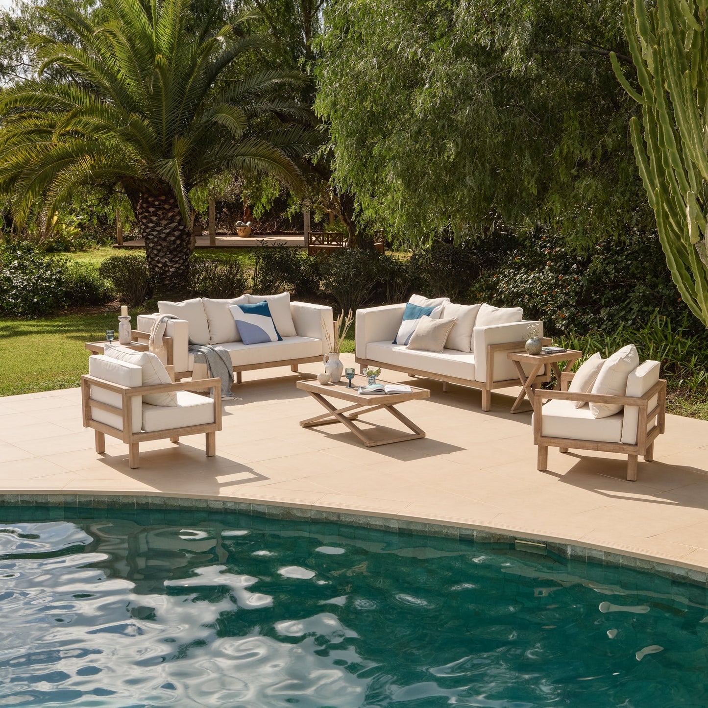 Akira 5 Seater Wooden Garden Set with Coffee and 2 Akira Side Tables