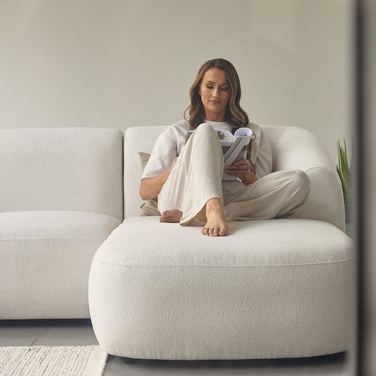 Outlet - Nathalia Right Chaise Corner Sofa - Chalk White Boucle