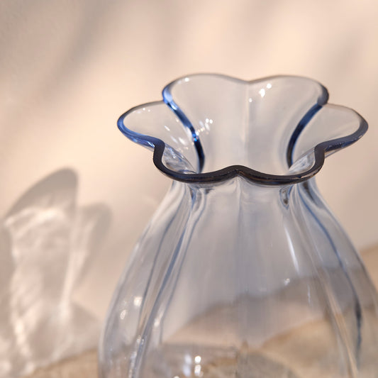 Outlet - Verona 20cm Glass Vase - Cornflower Blue