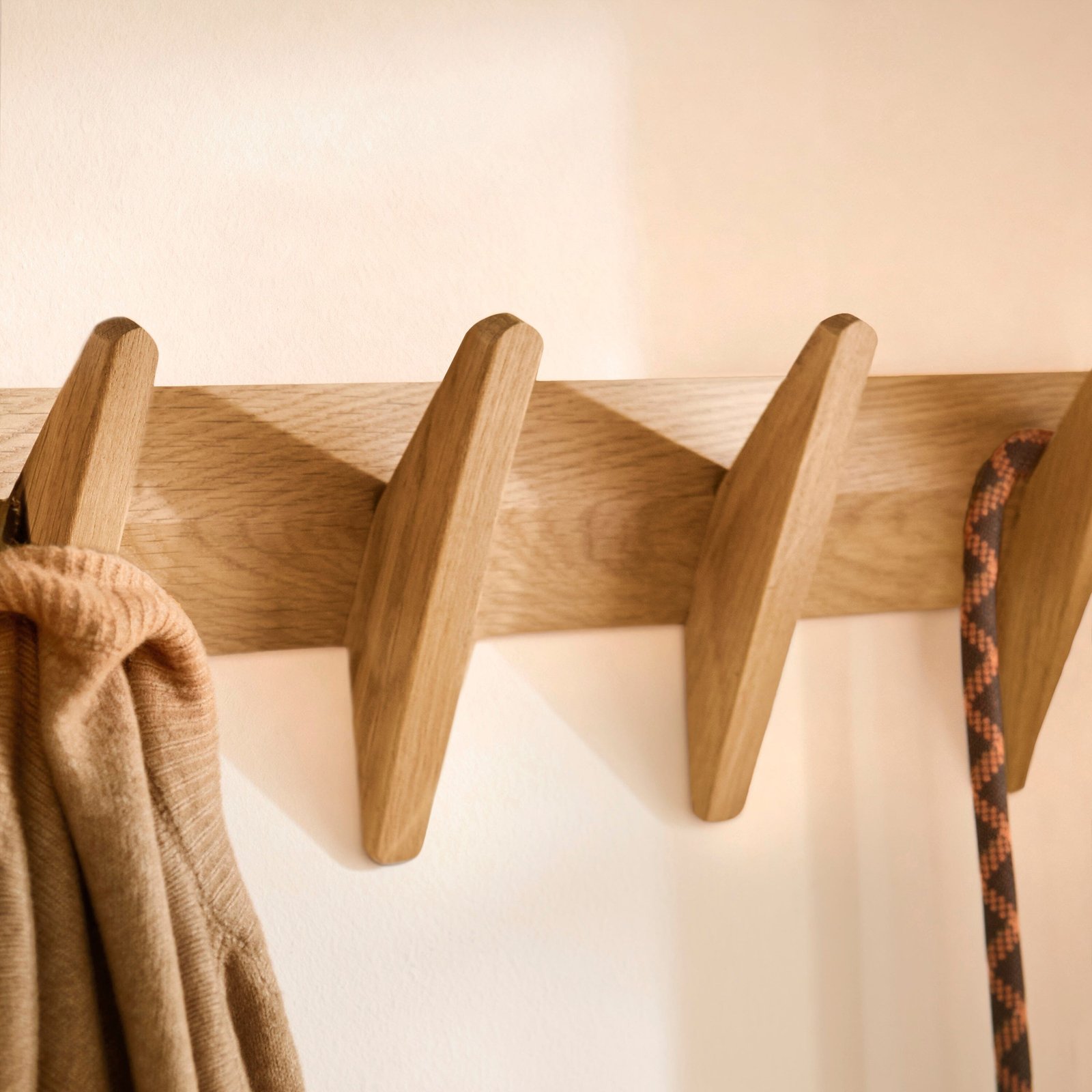 Roe Small Pale Oak Coat Rack - Image 5