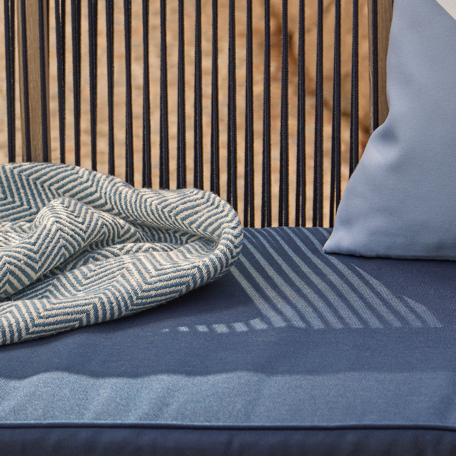 Shiro Wooden Garden Bench - Navy - Image 13